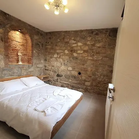 Karamese Tas Ev - Karamese Stone House 度假居 塞尔丘克